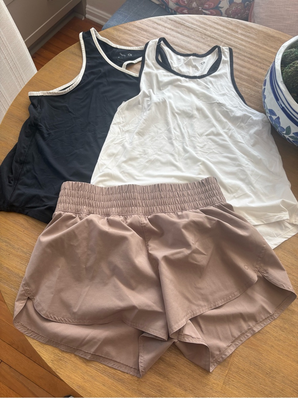 GapFit Brushed Jersey Ringer Tank Top & Short Bundle Size Small